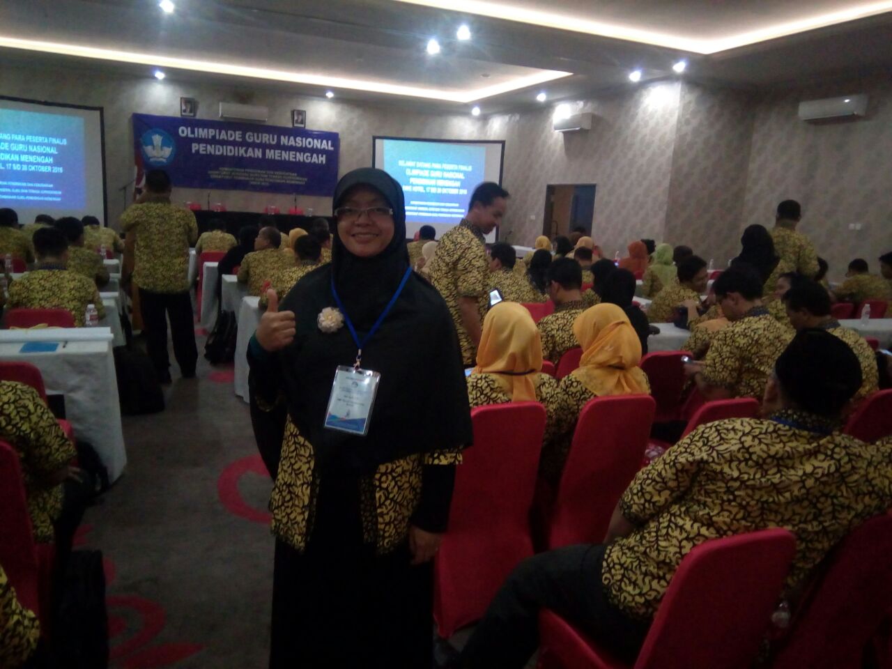 Guru SMA Islam Nurul Fikri Lembang Mendapatkan Emas di OGN 2016